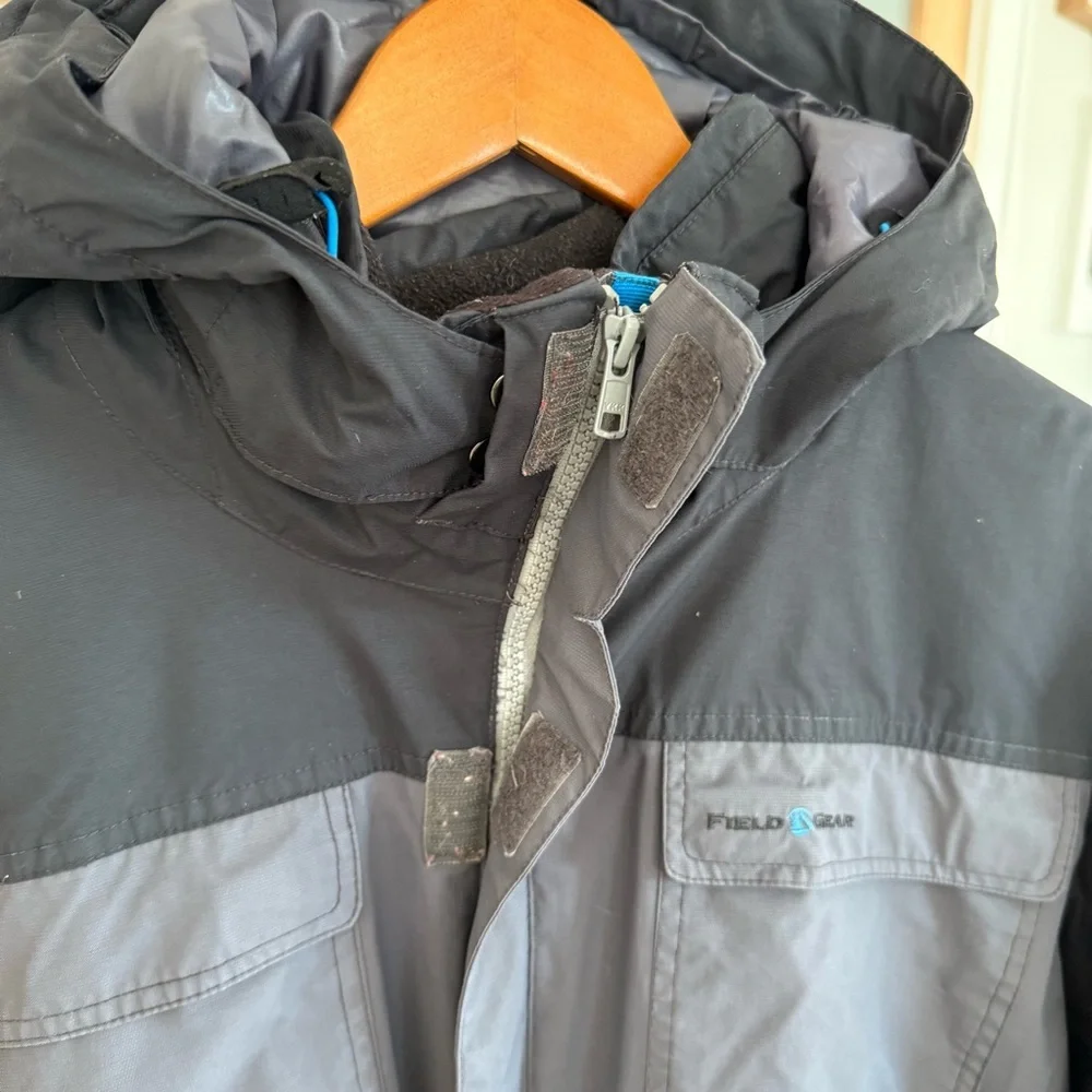Field Gear Blk/Gray Winter Hooded‎ Full Zip Water-Resistant Jacket Insulated Lrg